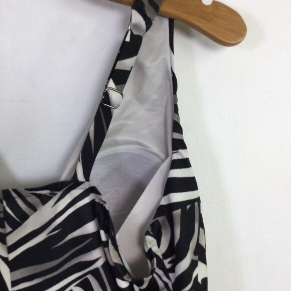 Miraclesuit Women Nora Safari Zebra One Piece Swimsuit Black/White Plus Size 20W - Picture 13 of 16